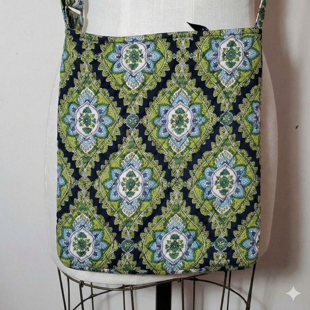 Vera Bradley 10x11" Crossbody Bag Adj. Strap Pockets Green Blue Messanger Cotton - Picture 4 of 7